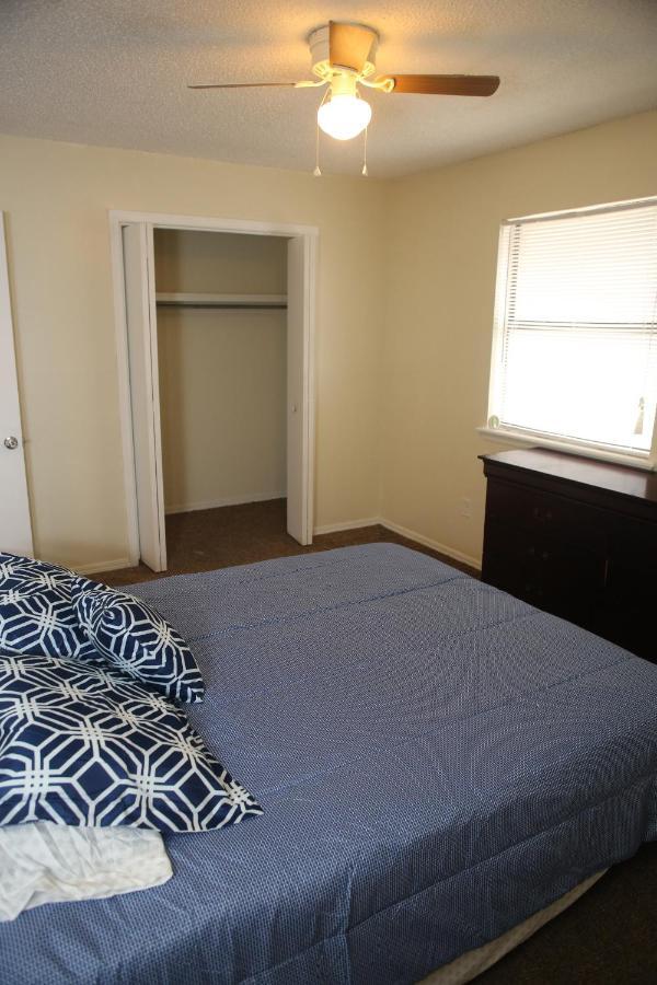 2 Bed/ 1 Bath Next To Ft. Sill Lägenhet Lawton Exteriör bild
